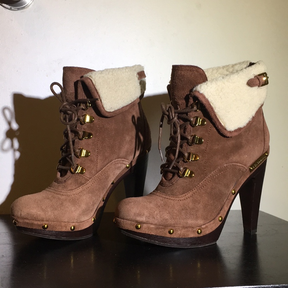 BCBGeneration booties